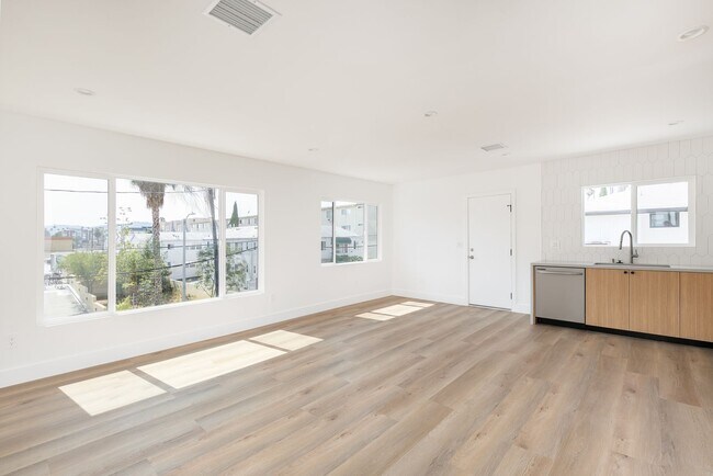Foto del interior - 5358 Loma Linda Ave