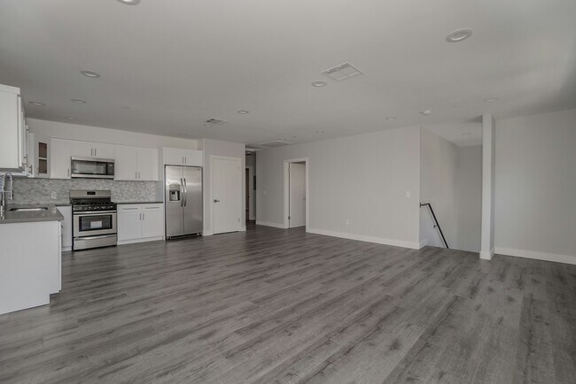 Foto del edificio - 3915 Brighton Ave