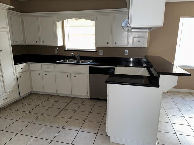 Building Photo - 5702 Enchanted Timbers Dr