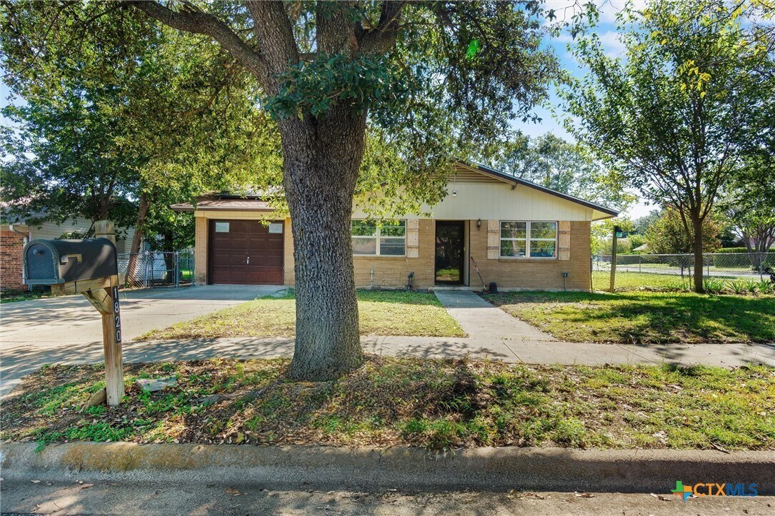 Foto principal - 1820 Gaynor Dr