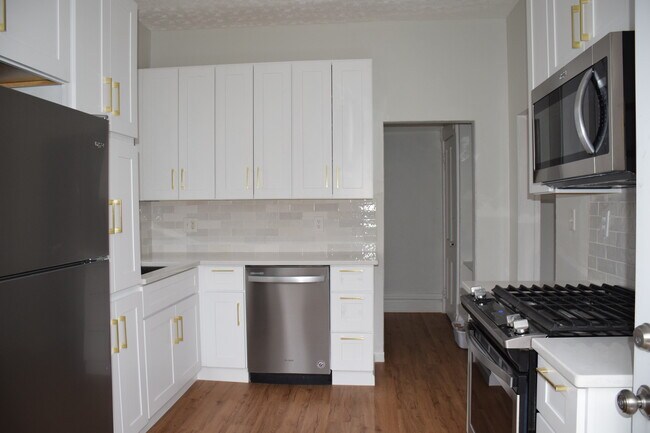 Building Photo - 1318 Madison Ave