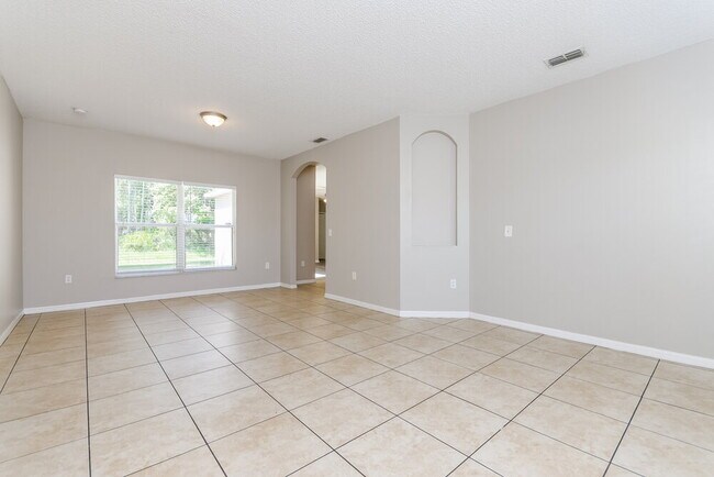 Building Photo - 1009 Dudley Dr
