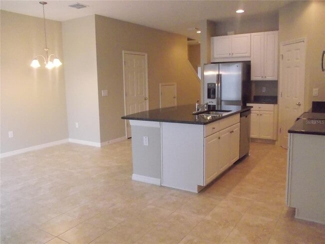 Foto del edificio - 6915 Woodchase Glen Dr