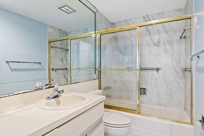 Foto del edificio - 3800 Galt Ocean Dr