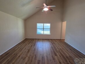 Building Photo - 19115 Shire Horse Blvd