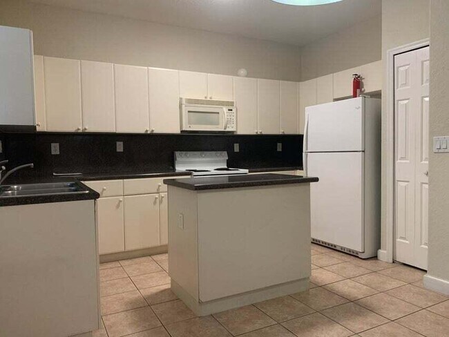 Foto del edificio - 3507 Shoma Dr