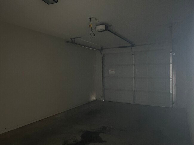 Foto del edificio - 3723 Trotter Ln