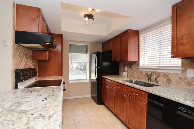 Foto del edificio - 9634 Magnolia Ridge Dr