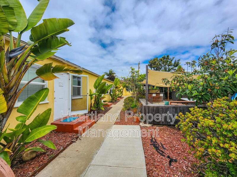 Primary Photo - 848 1/2 Emerald Street