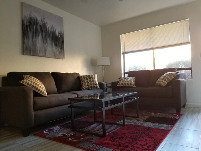 Photo - FULLY FURNISHED RESORT STYLE LIVING WITH MOUNTAIN VIEWS MOVE IN TODAY Apartment