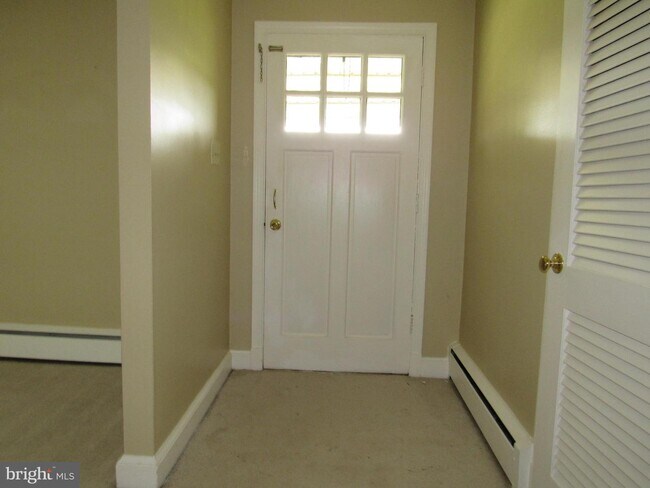Building Photo - 24367 Arcola Mills Dr
