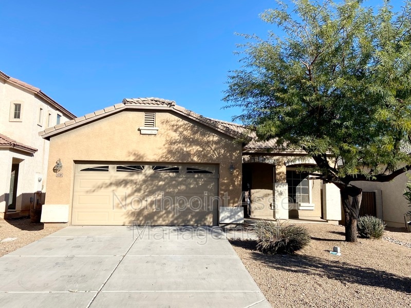 Primary Photo - 1238 W Desert Basin Dr