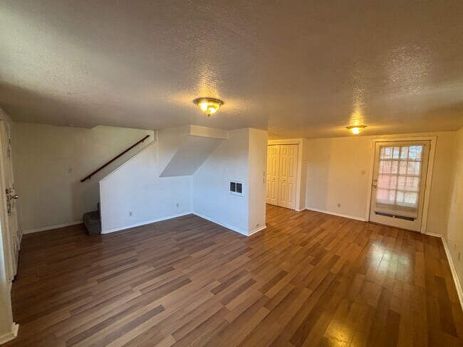 Foto del edificio - 2948 B St