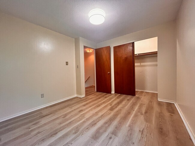 Foto del edificio - 213 Baxter Rd