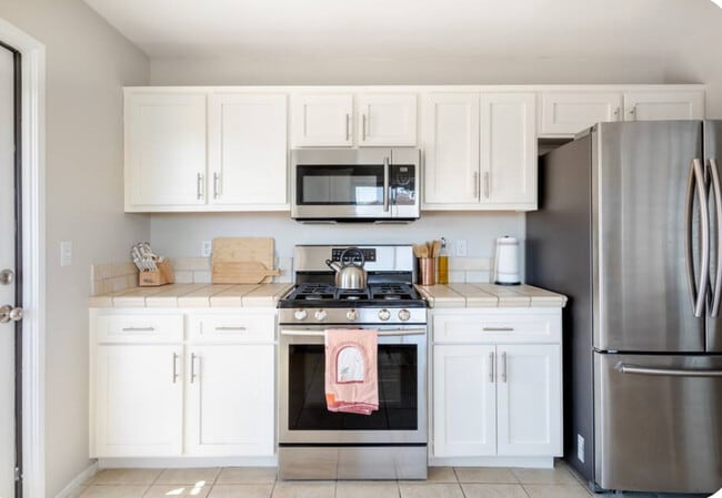 Building Photo - 71593 Florida Dr