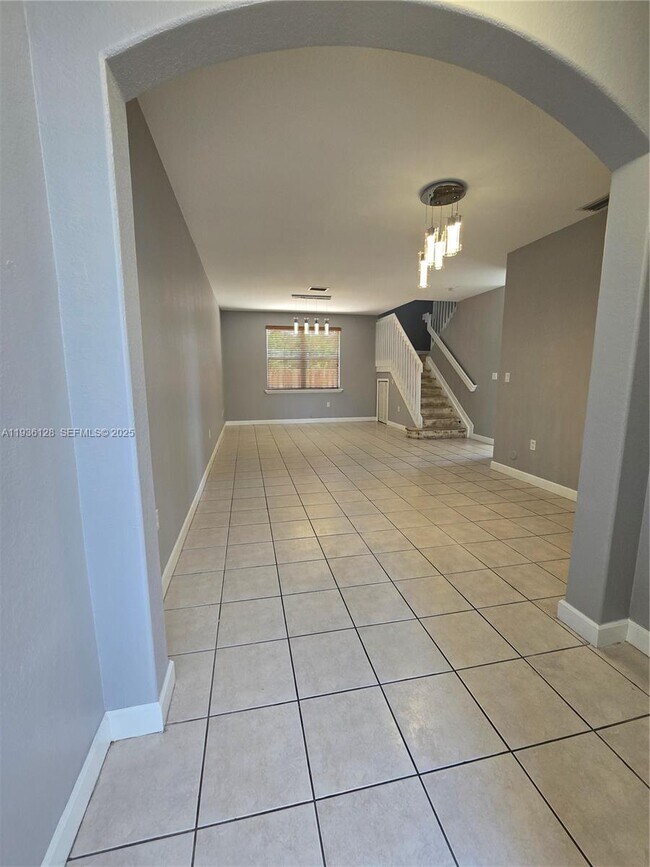 Foto del edificio - 5630 NW 107th Ave