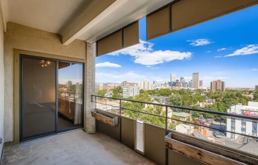 Foto del edificio - 800 N Pearl St