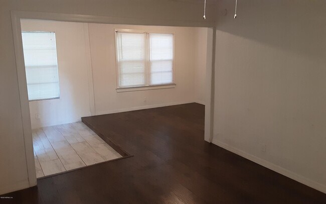 Building Photo - 1174 Hamilton St