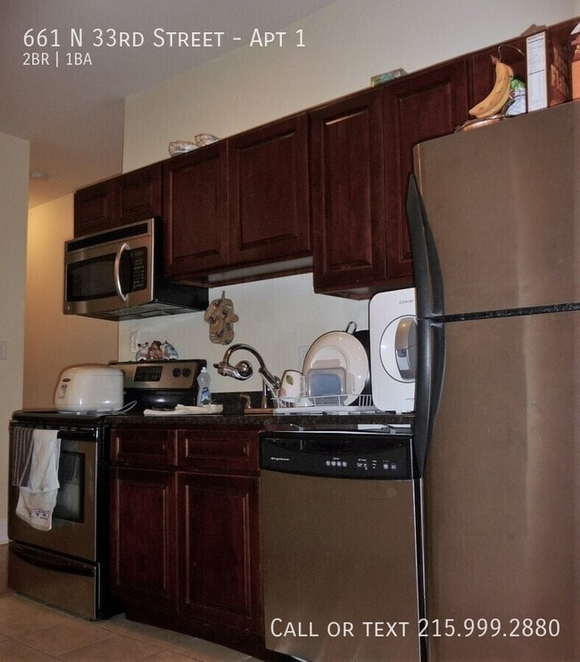 Building Photo - 661 N 33rd St