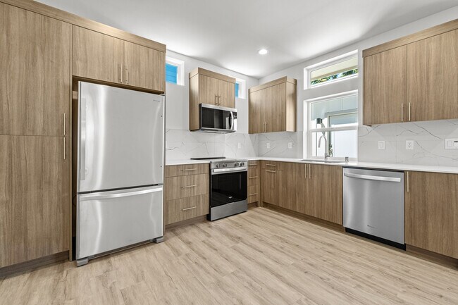 Foto del edificio - 2544 NE 143rd St