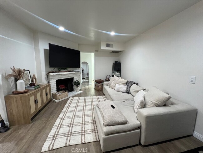 Foto del edificio - 139 S Poplar Ave