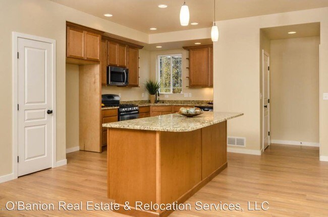 Building Photo - 2 br, 2.5 bath House - 237 Cook Inlet Loop