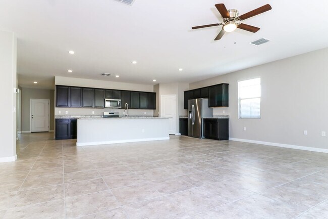 Building Photo - 30860 W Catalina Drive