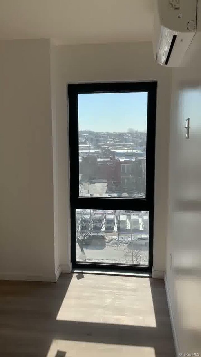 Building Photo - 70-40 45th Ave