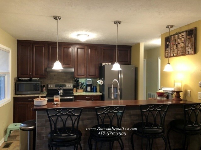 Foto del edificio - Now Leasing for August!!!