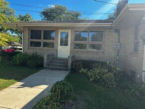 Building Photo - 1608 Turtle St