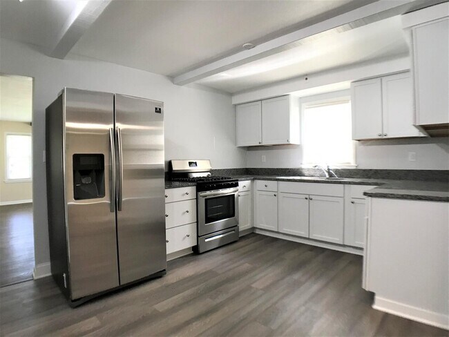 Building Photo - 2019 28th Street