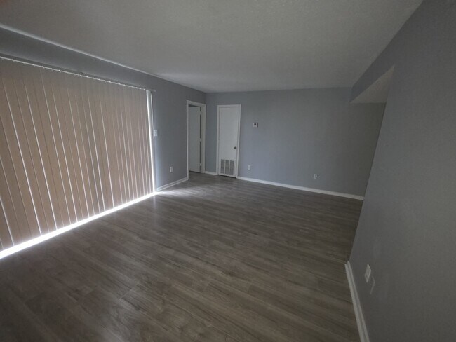 Foto del edificio - 225 W McDowell Rd