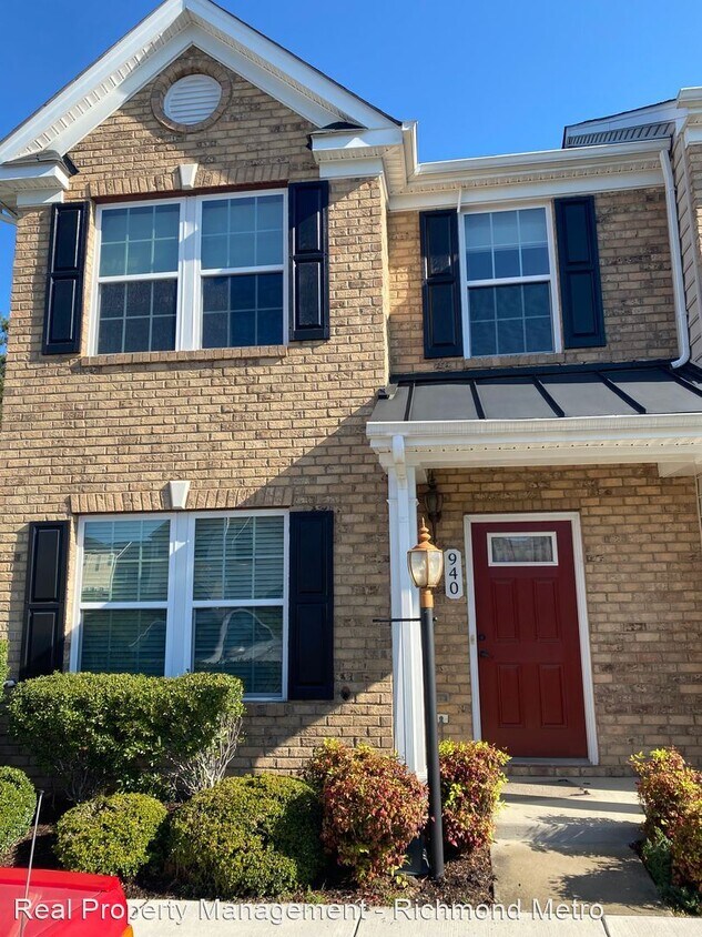 Primary Photo - 3 br, 2.5 bath House - 940 Kitty Hamilton ...