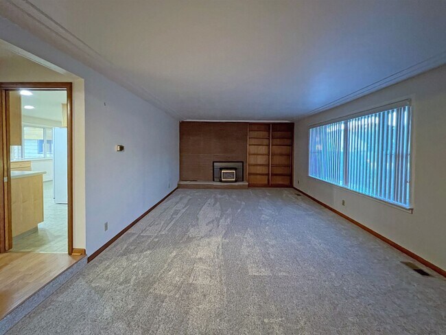 Foto del edificio - Rental ranch rambler - 3 bed, 2.5 bath, 2 ...