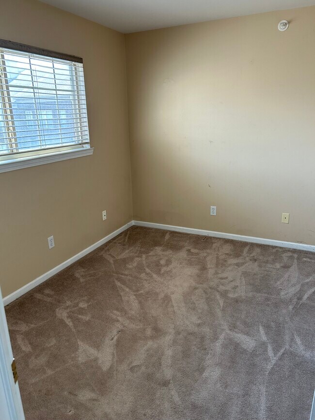Second Bedroom/Office - 4324 Maple St
