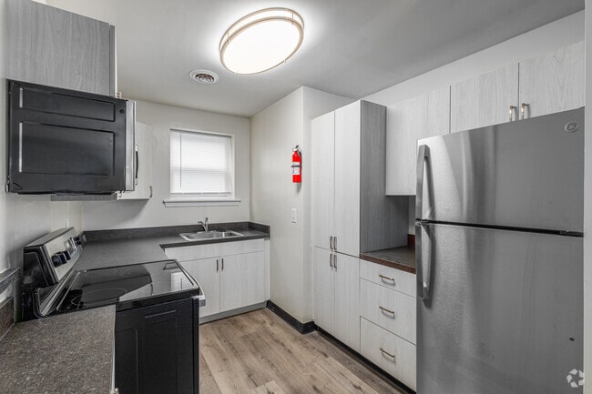 3BR, 2BA - 1071SF - Kitchen - Harbor Club