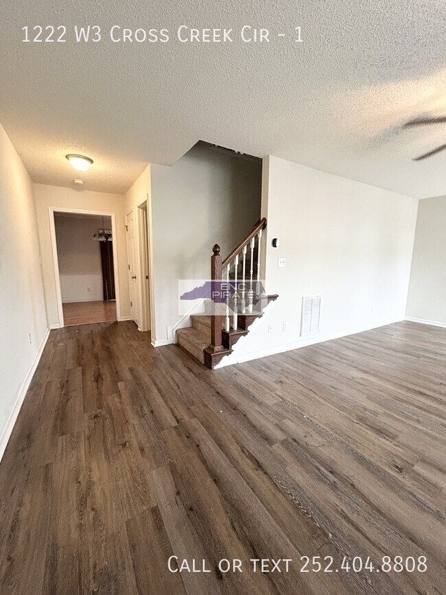 Foto del edificio - 1222-12W3 Cross Creek Cir