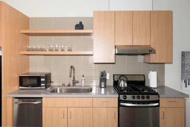 Building Photo - 1 bedroom in San Francisco CA 94114