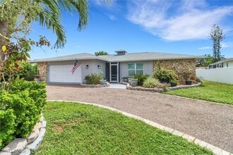 Building Photo - 28215 Sunset Dr