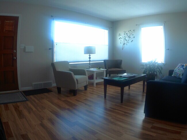 Foto del edificio - 4 Bed Beautiful Refurbished Sugarhouse Home
