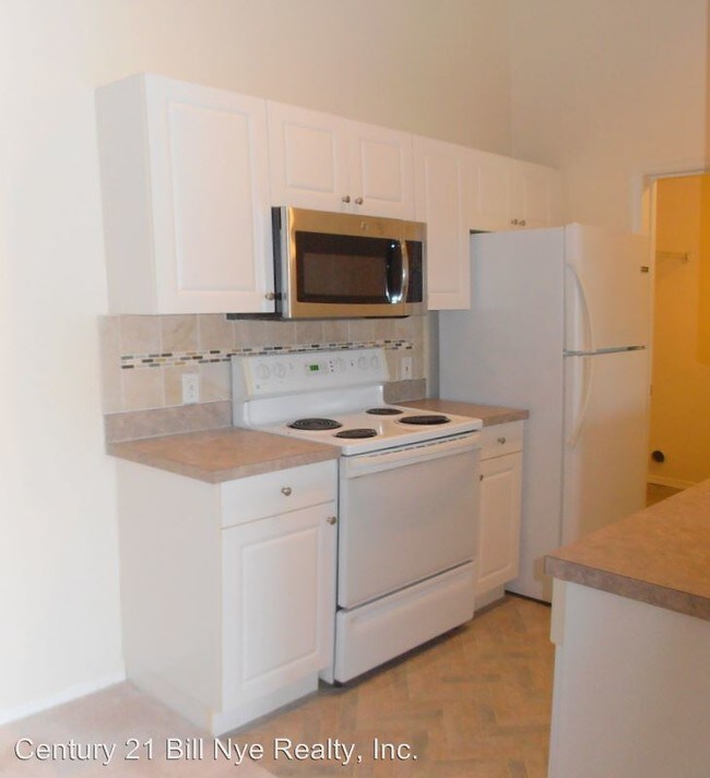 Building Photo - 5903 Willow Ridge Dr