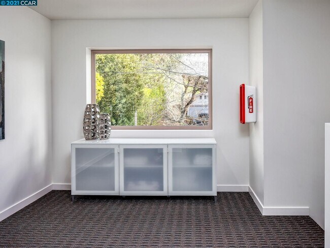 Foto del edificio - 1307 Homestead Ave
