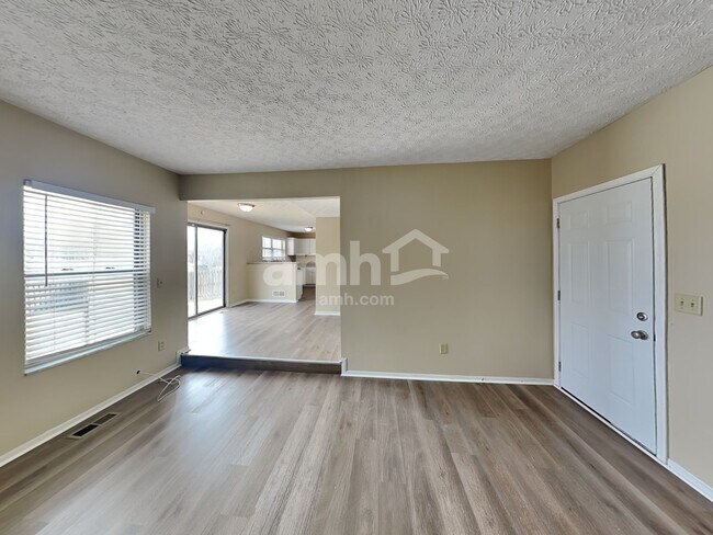 Building Photo - 158 Steiger Ct