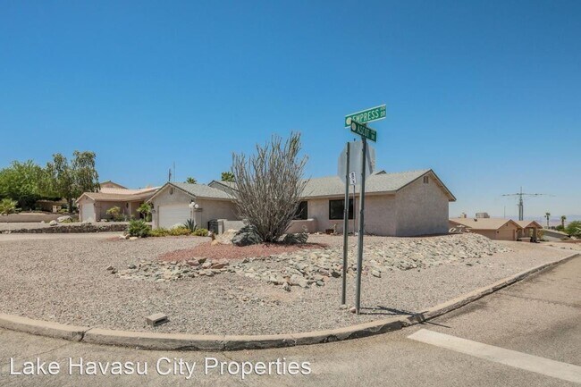 Foto del edificio - 3 br, 2 bath House - 695 Empress Dr