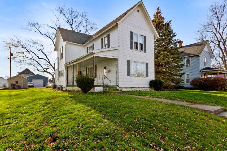 415 W Emerald St, Willard, OH 44890 House for Rent in Willard, OH