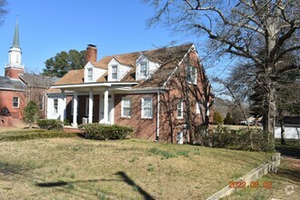 Building Photo - 1203 S Main St