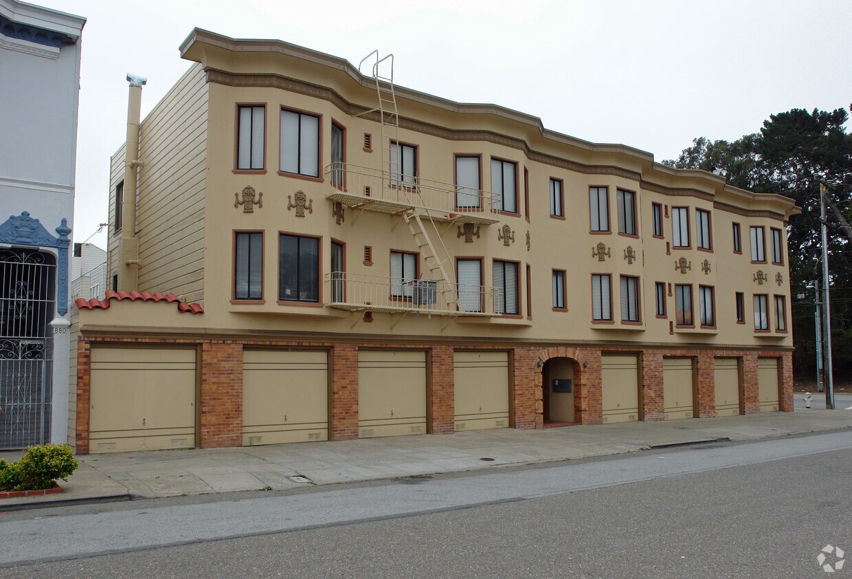 Foto principal - 890 32nd Ave