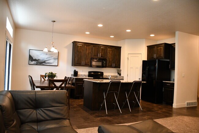 Foto del edificio - 4161 N Fremont Dr