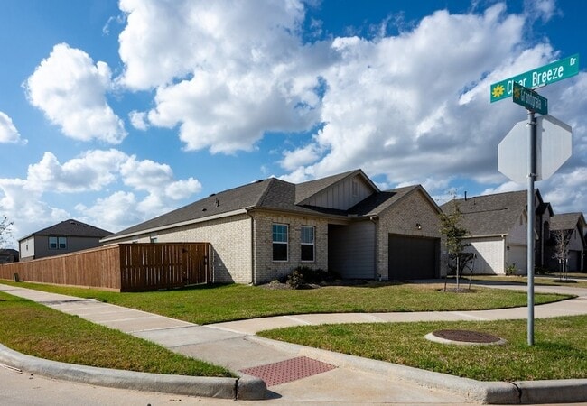 Building Photo - 5903 Grantgrala Dr