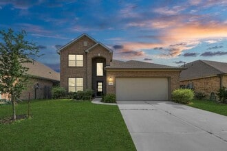 Building Photo - 24063 Hawthorn Lks Dr